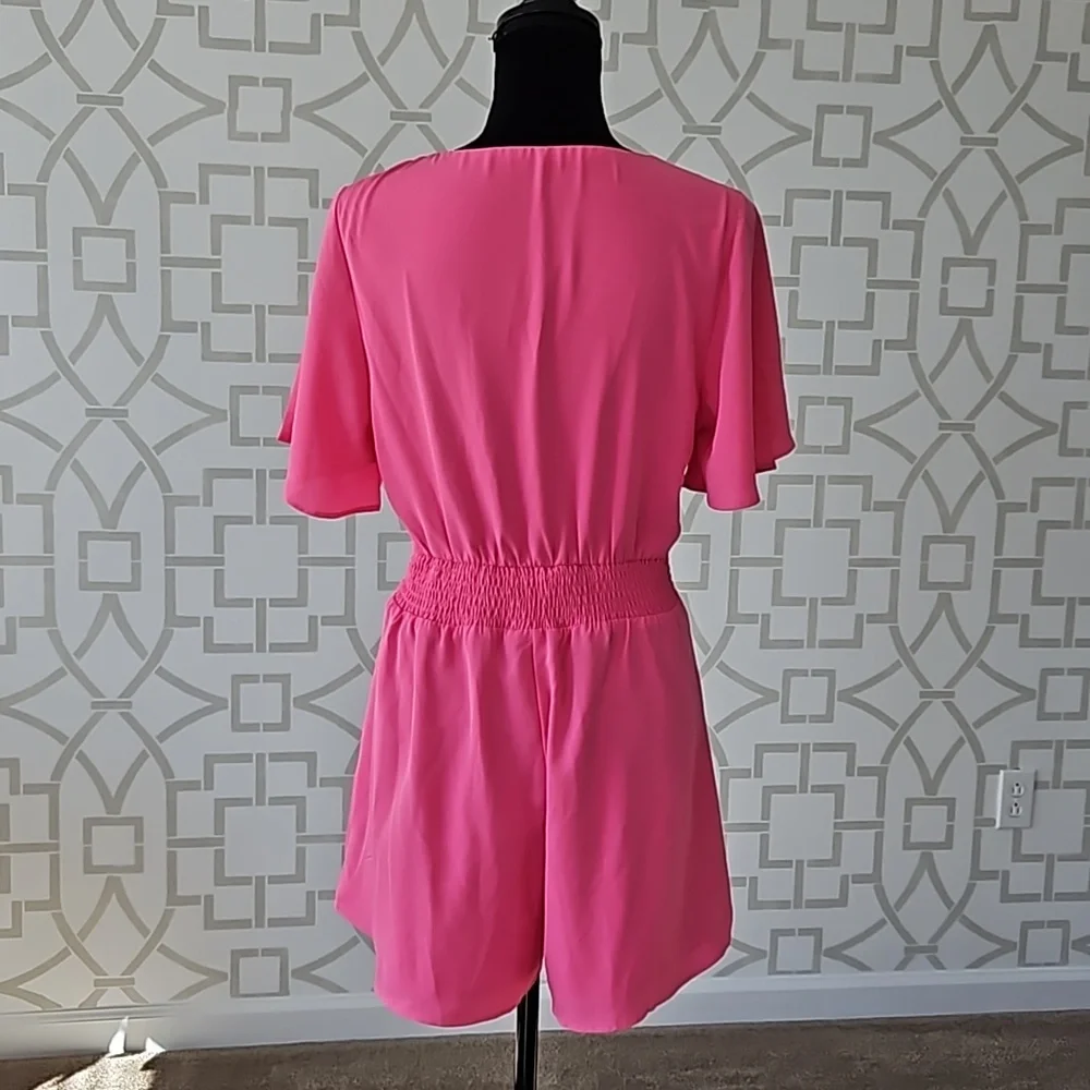 NWOT Rumper M/L - Picture 3 of 3